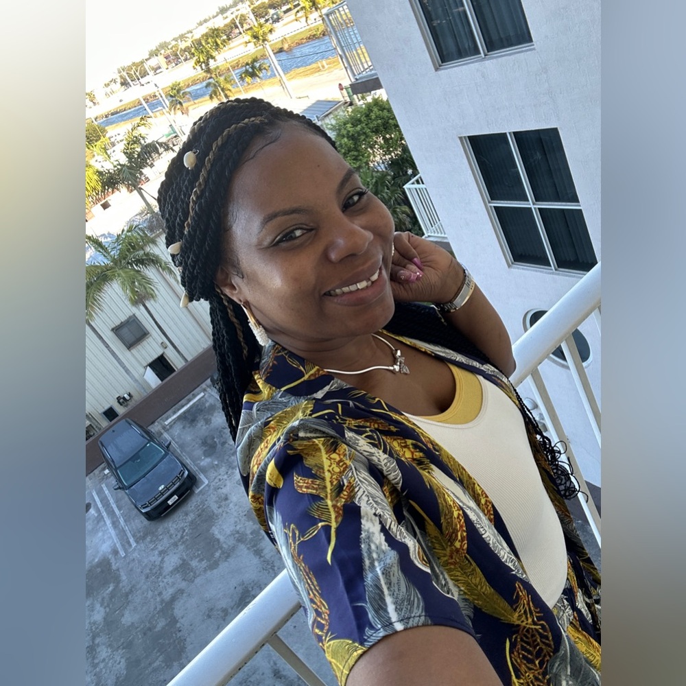 Aquarius season♒️ celebrating all Aquarius - Picture 5 of 8